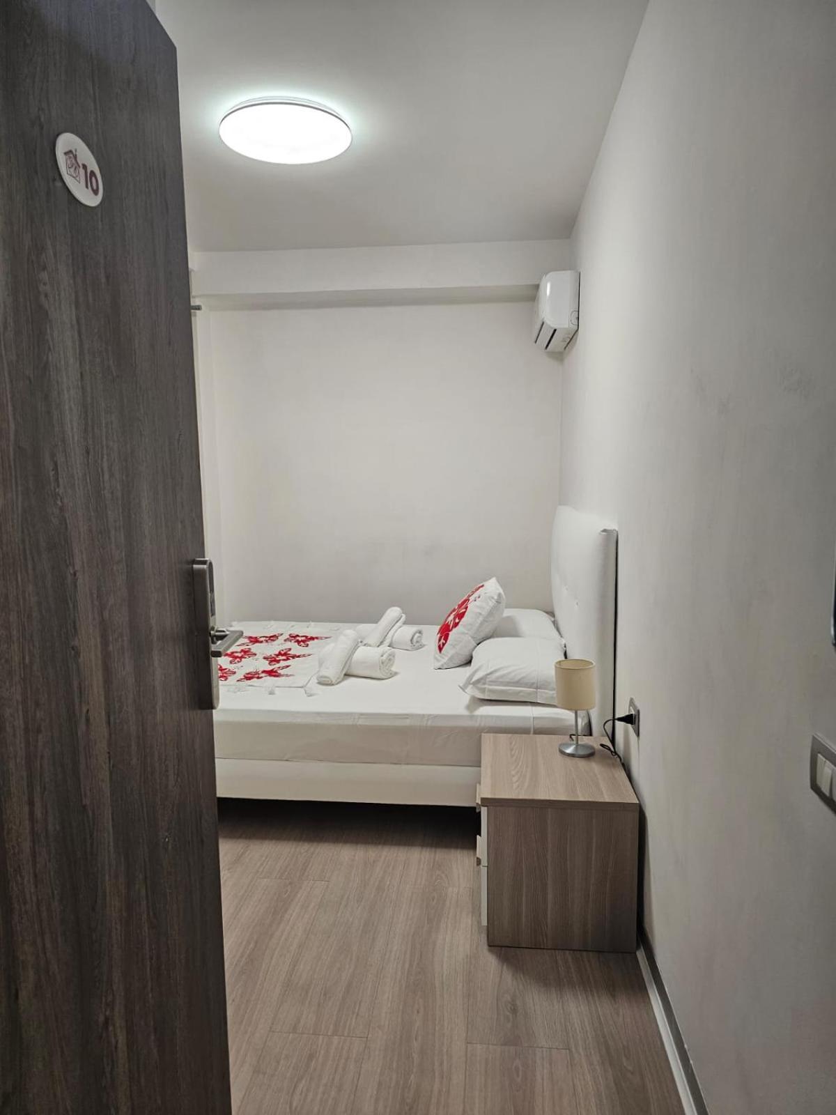 Guest house Dianir 2 *