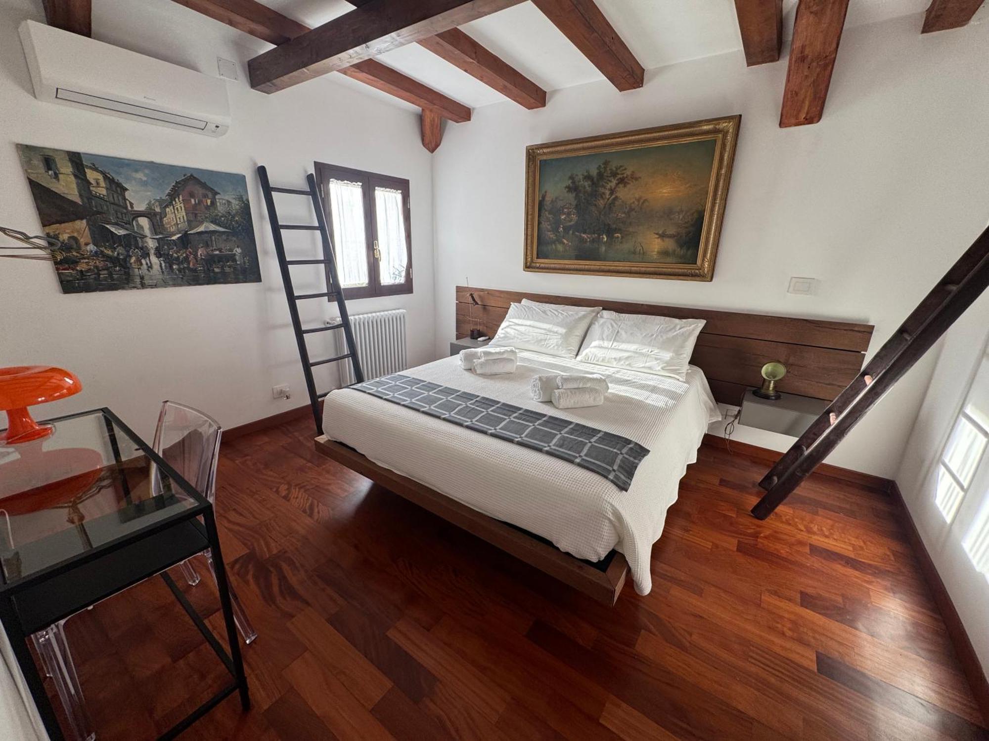 Domus Colosseum, Detached House Just Few Steps From The Colosseum Rome