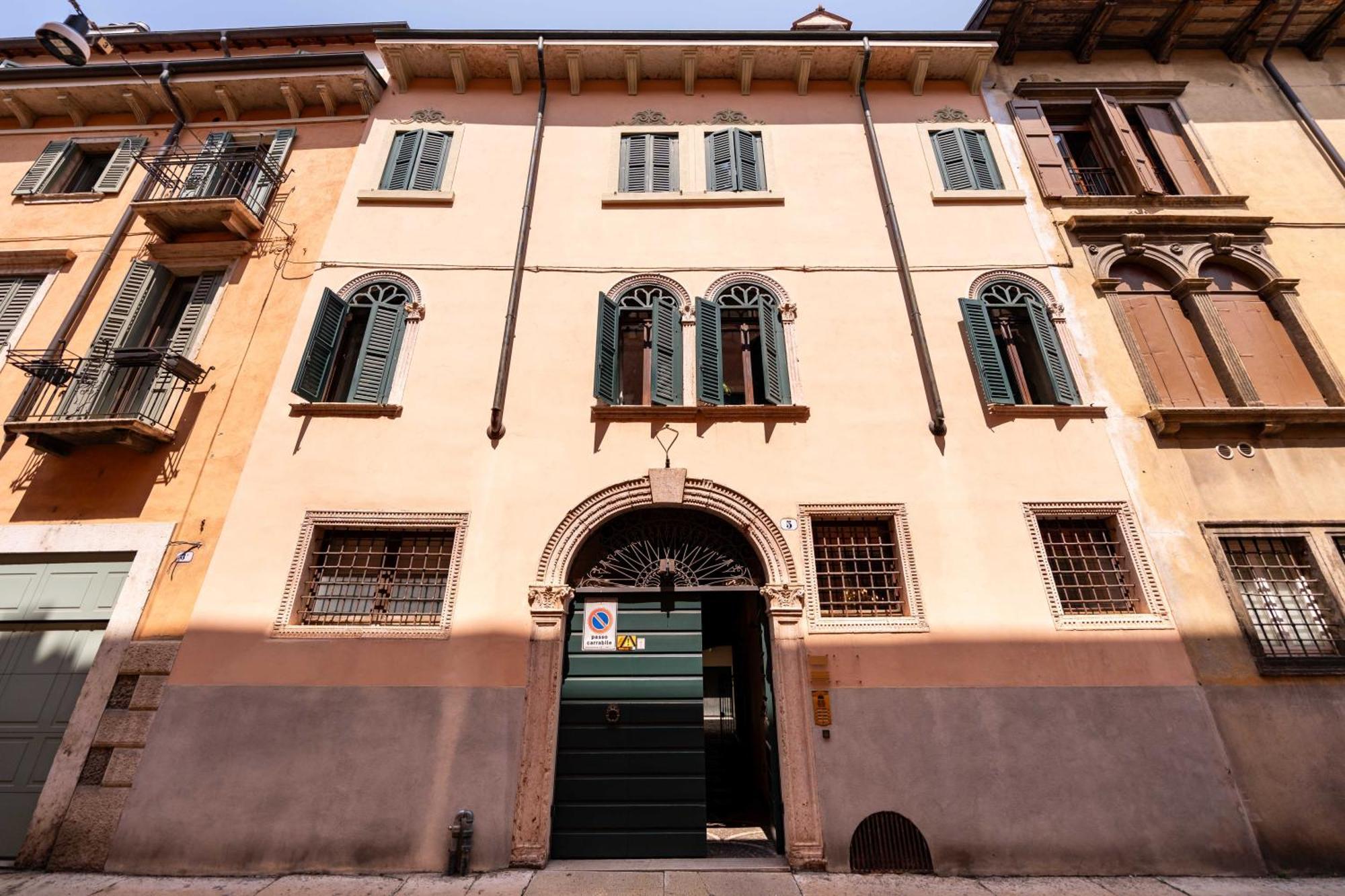 Garconniere Apartment
