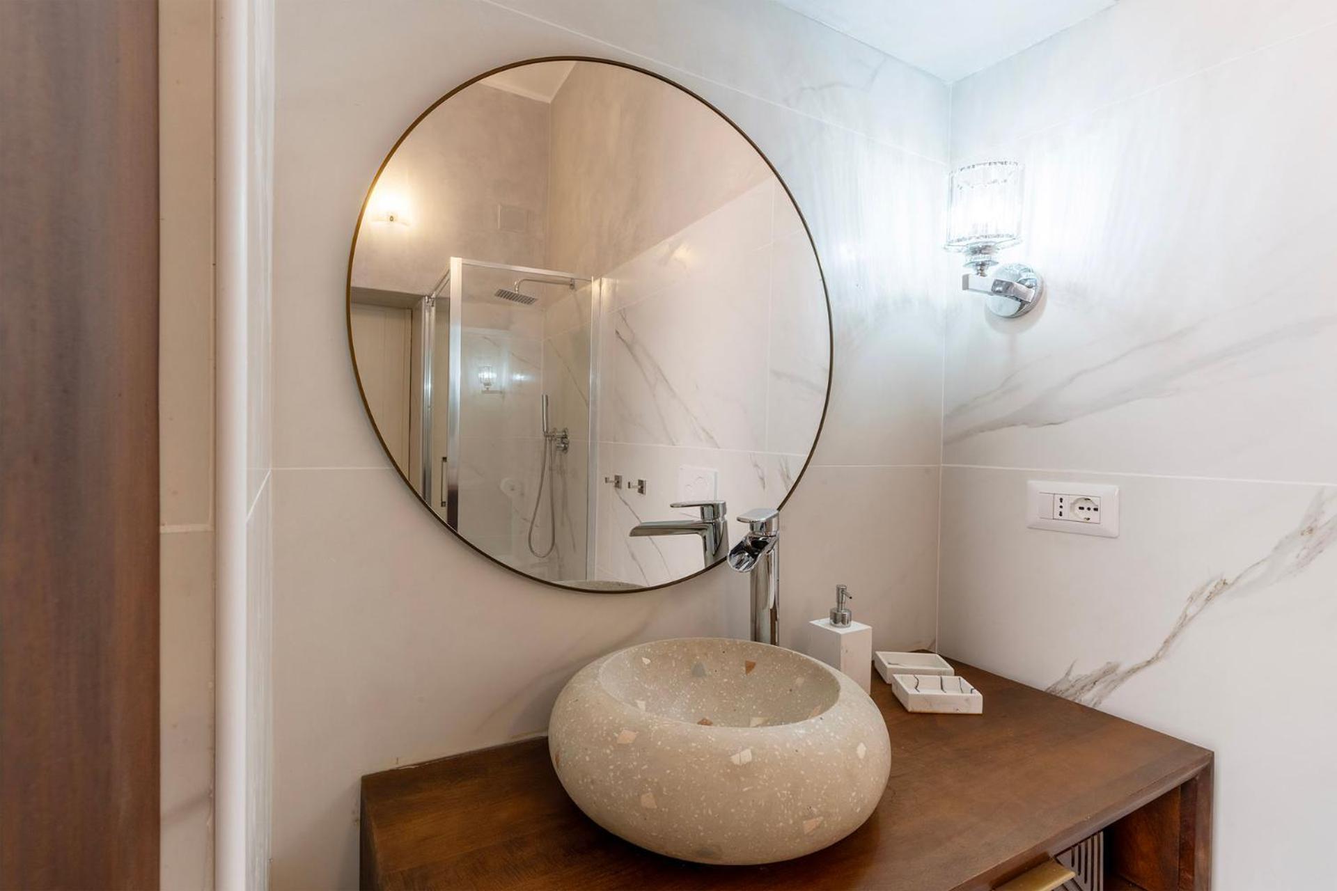 Apartment Romanticrome, Elegant In Trastevere District *