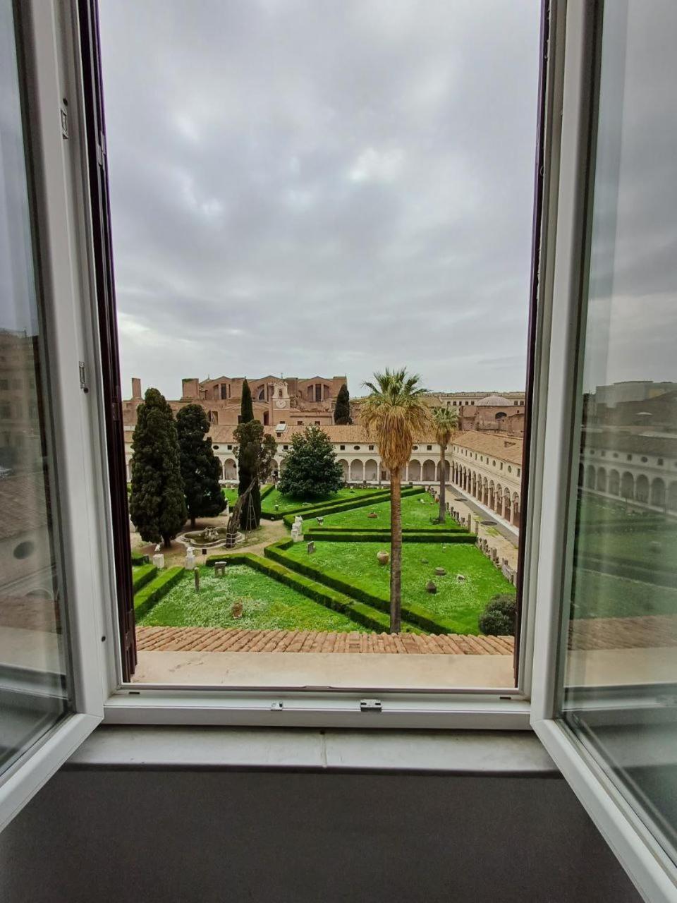X2 Con Magnifica Vista Sul Chiostro Di Michelangelo E Le Terme Di Diocleziano Guest house