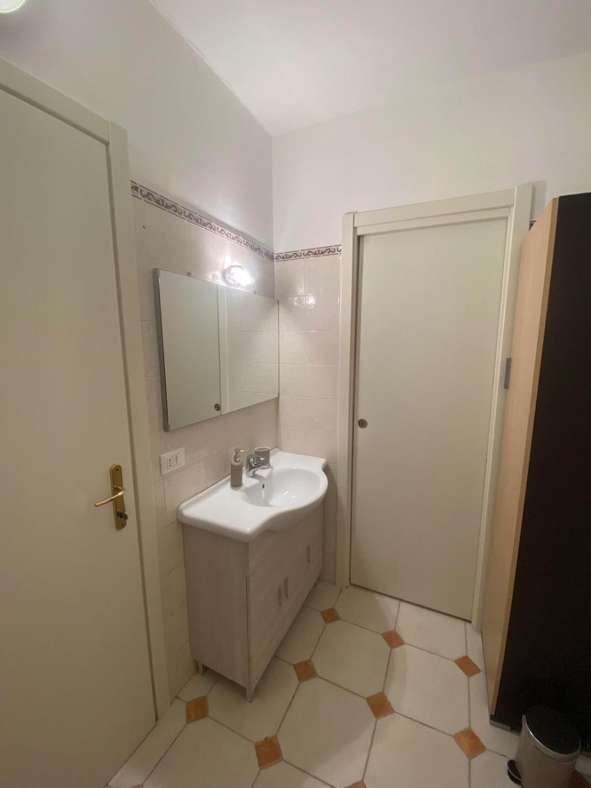 With Independent Entrance *