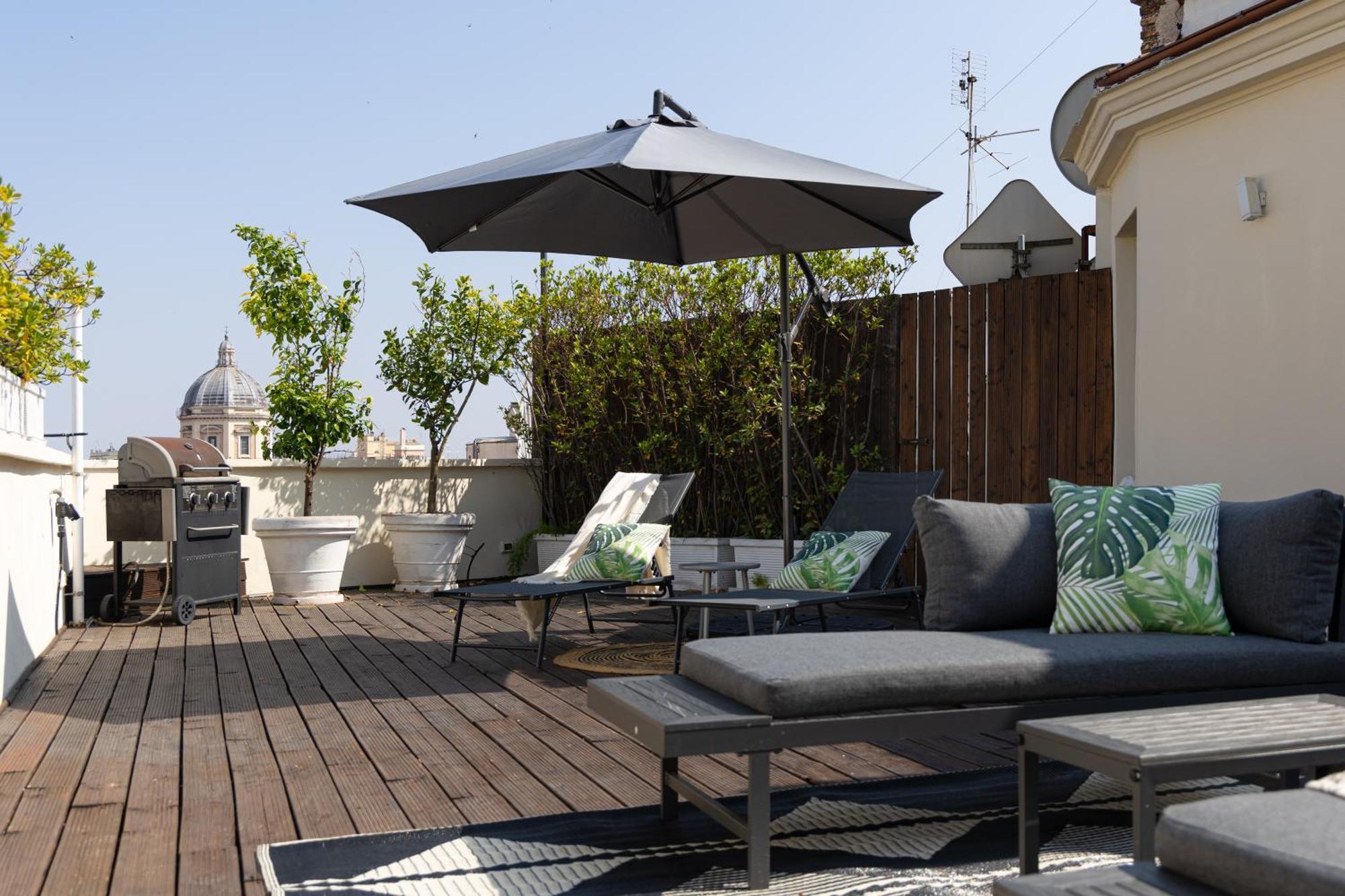 Maria Luxury With View Terrace