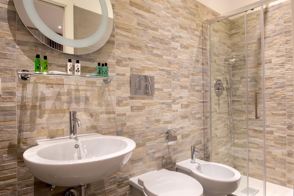 Frattina Guest house 3*