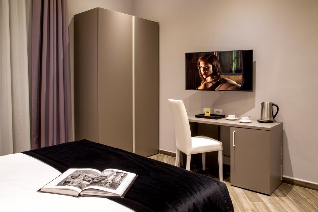 Frattina Guest house 3*