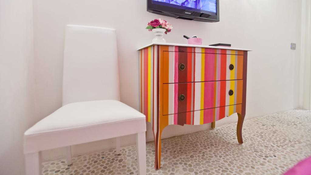 Rental In Rome Colosseo Loft *