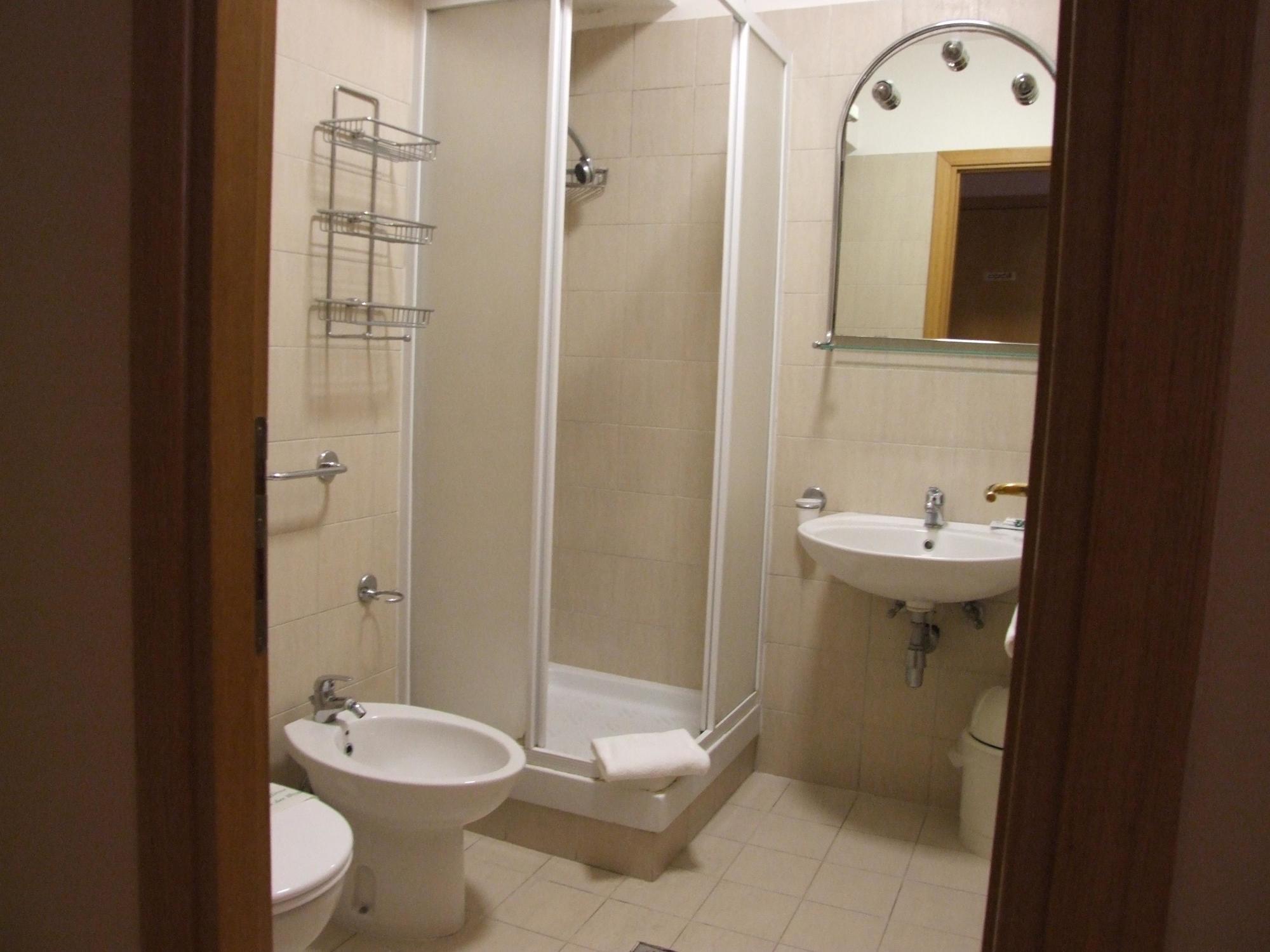 Nazional Guest house 2*