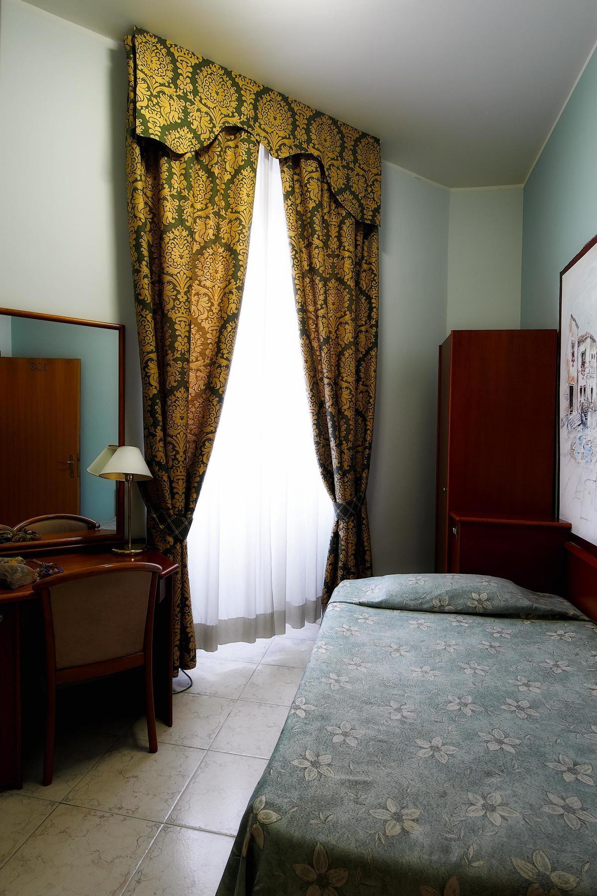 Nazional Guest house 2*