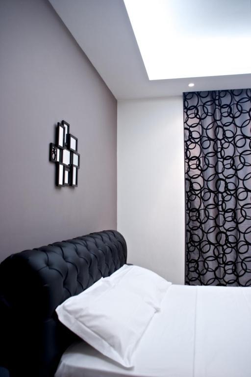 Roma Naif Rooms Guest house