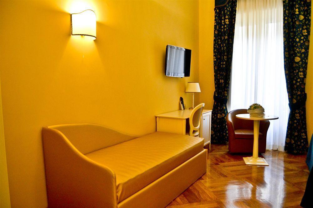 Guest house Dimora Degli Dei 2*