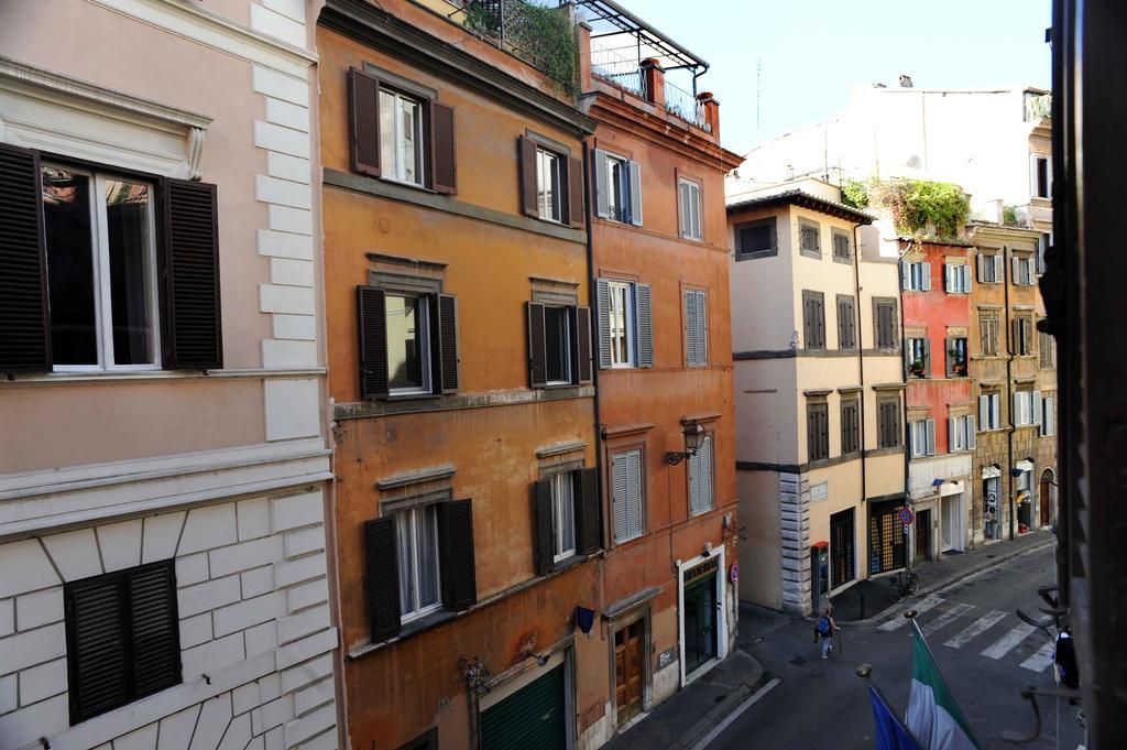 Banchi Vecchi Rome