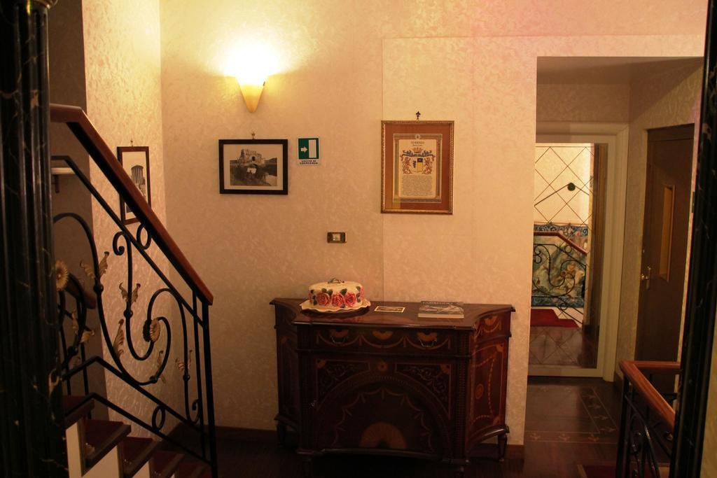 Di Rienzo Pantheon Palace Guest house