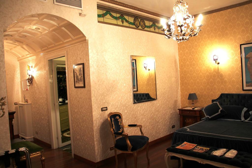 Di Rienzo Pantheon Palace Guest house Rome