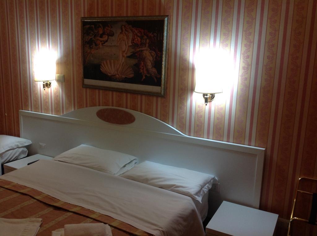 Palace Guest house *
