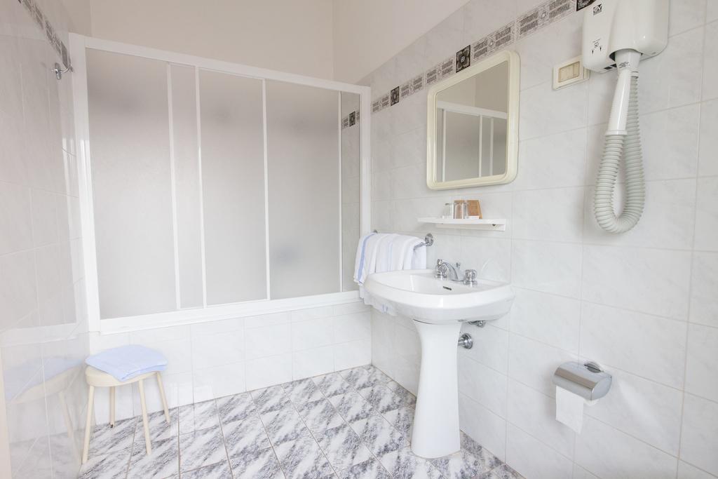 Letizia - Casa Per Ferie Guest house 3*
