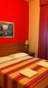 Hoteli Hotel Rome
