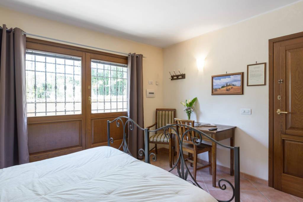 Bed & Breakfast La Valle Dei Casali 3*