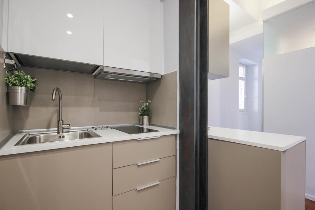 Living Rhome - Condotti Apartment