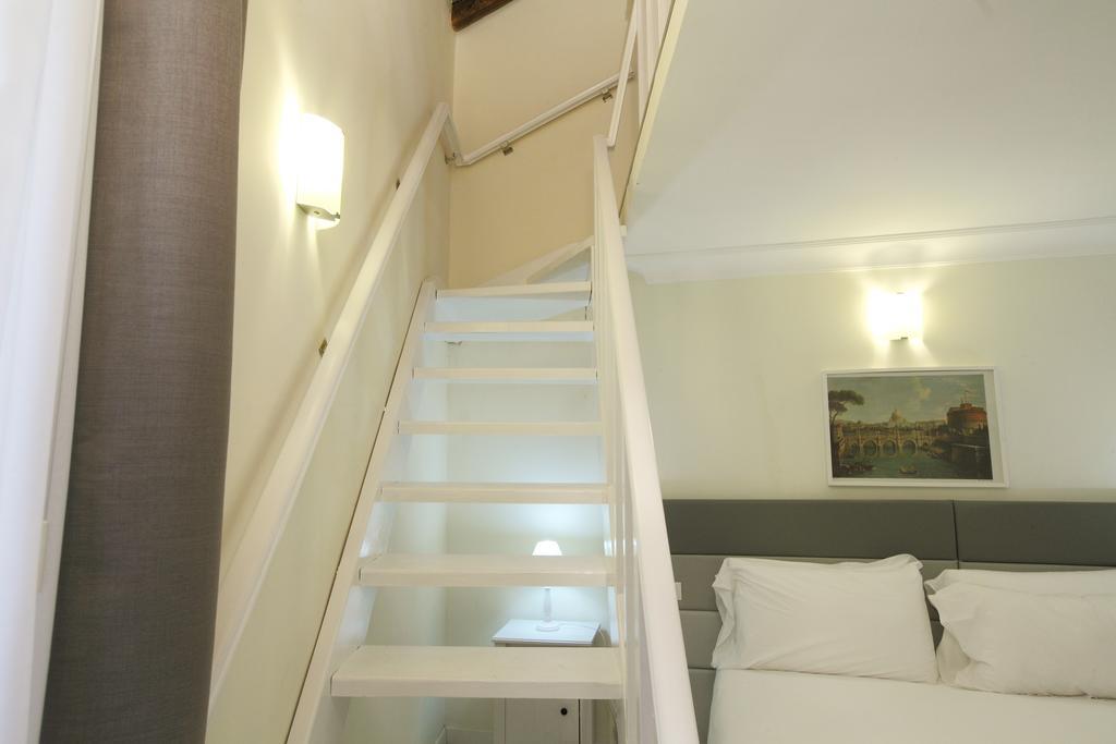Navona Apartment