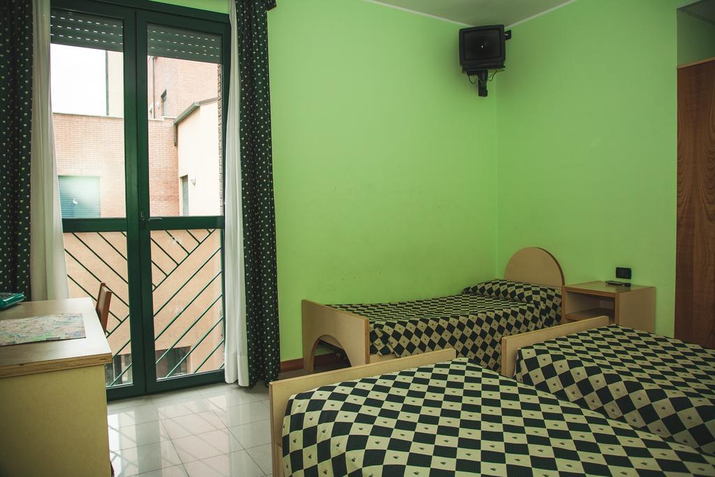 Hotel Kaire 3*