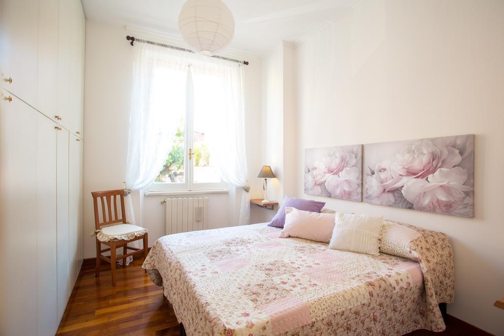 La Finestra Su San Pietro Apartment