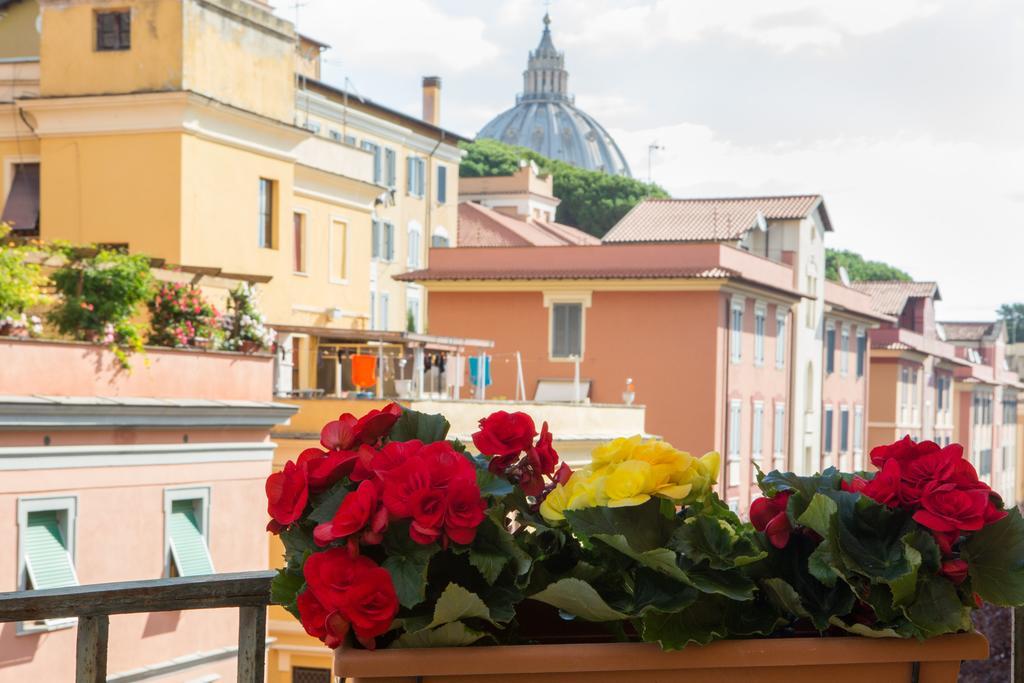 Apartment La Finestra Su San Pietro Rome