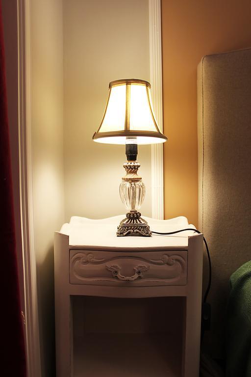 Raphael Guest house