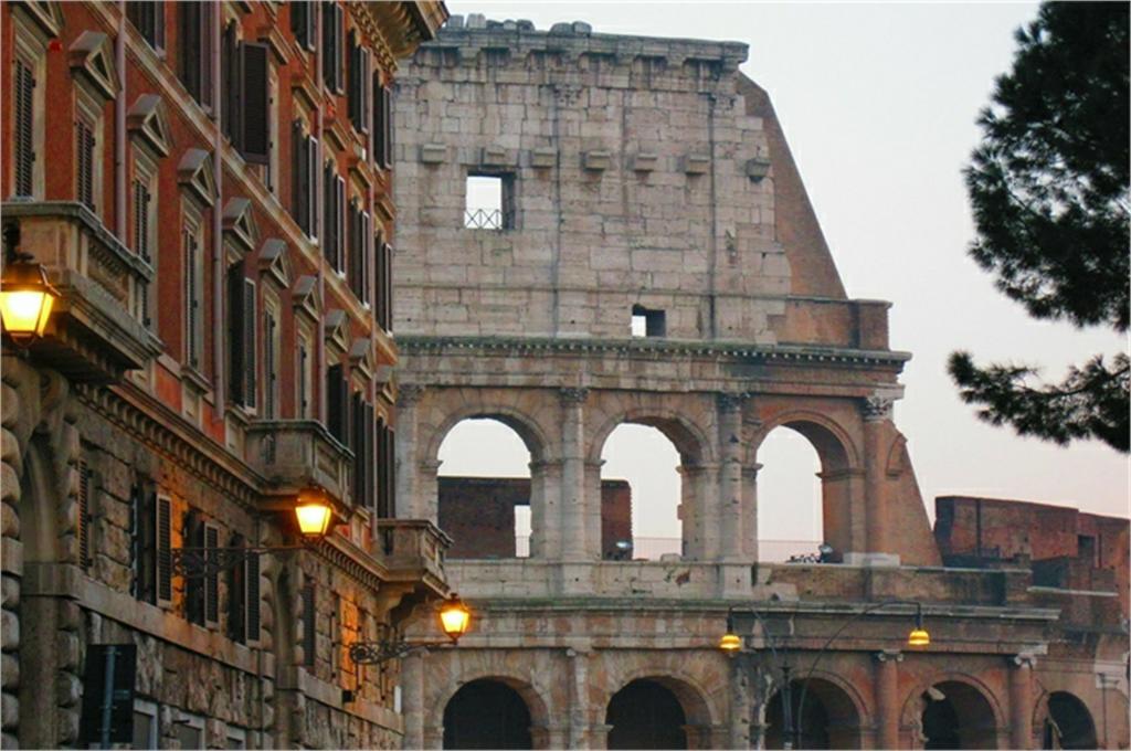 Apartment Colosseum Street *