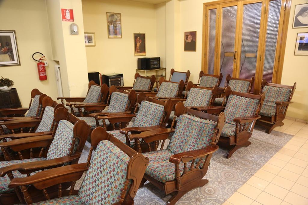 Casa Piccole Ancelle Di Cristo Re