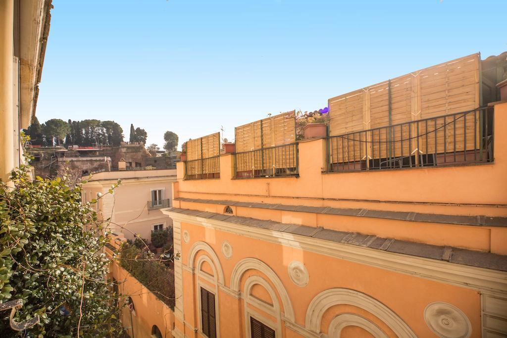 Appartamento Elegant Behind The Colosseum *