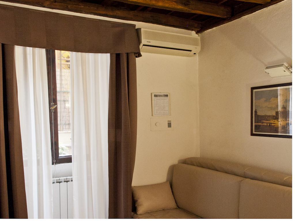 Hotel Navonapt Rome