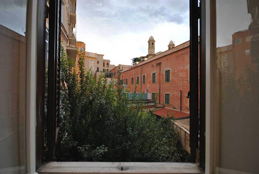 Bed & Breakfast Domus Ripetta 3*