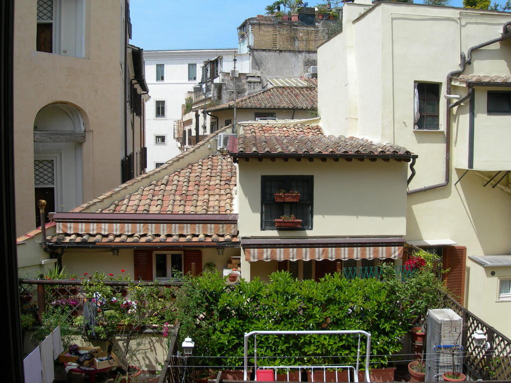 Apartment Casa Monticelli Rome