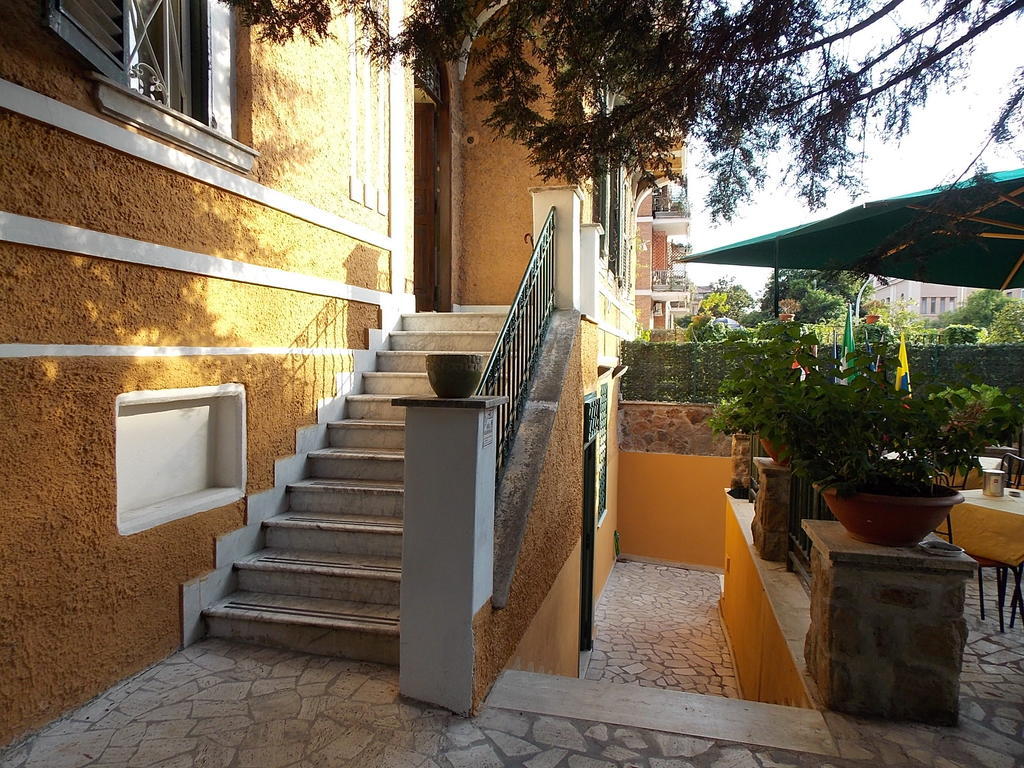 Bed & Breakfast Domus Citta Giardino Rome