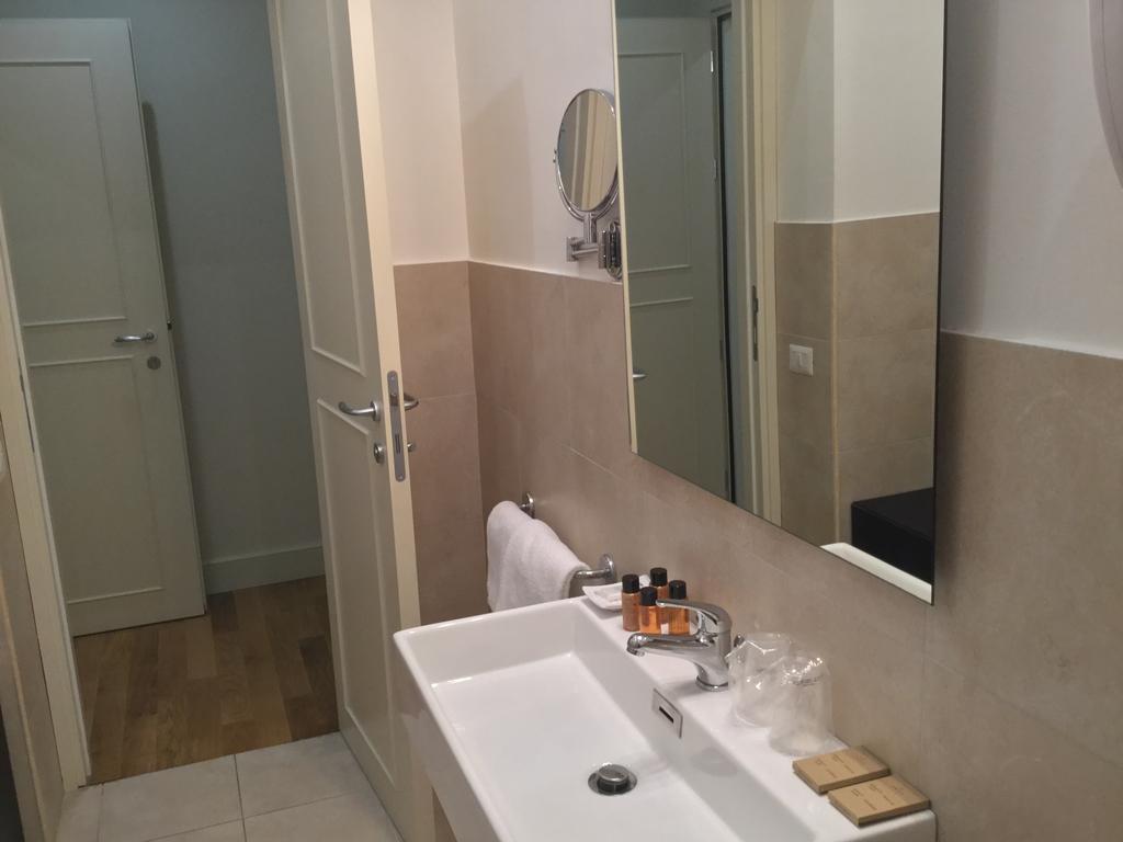 Guest house Rhome Terminal