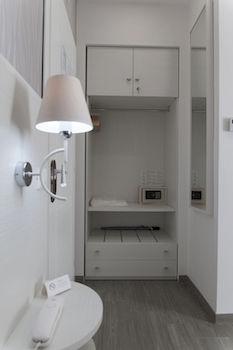 Guest house Elenoire & 3*