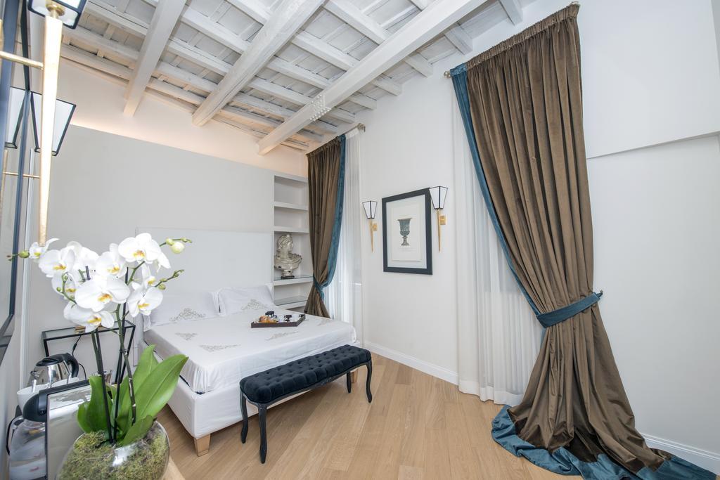 Starhome Pantheon Rome