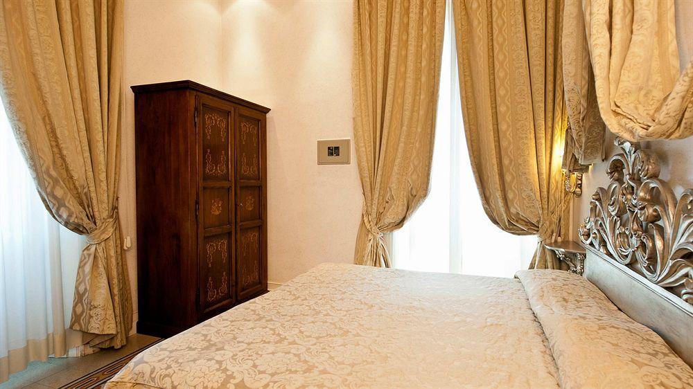 Aventino 3* Rome