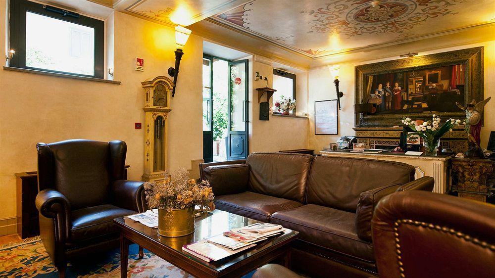 Aventino 3* Rome