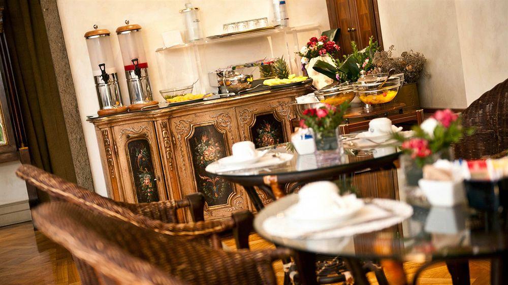 Aventino 3* Rome