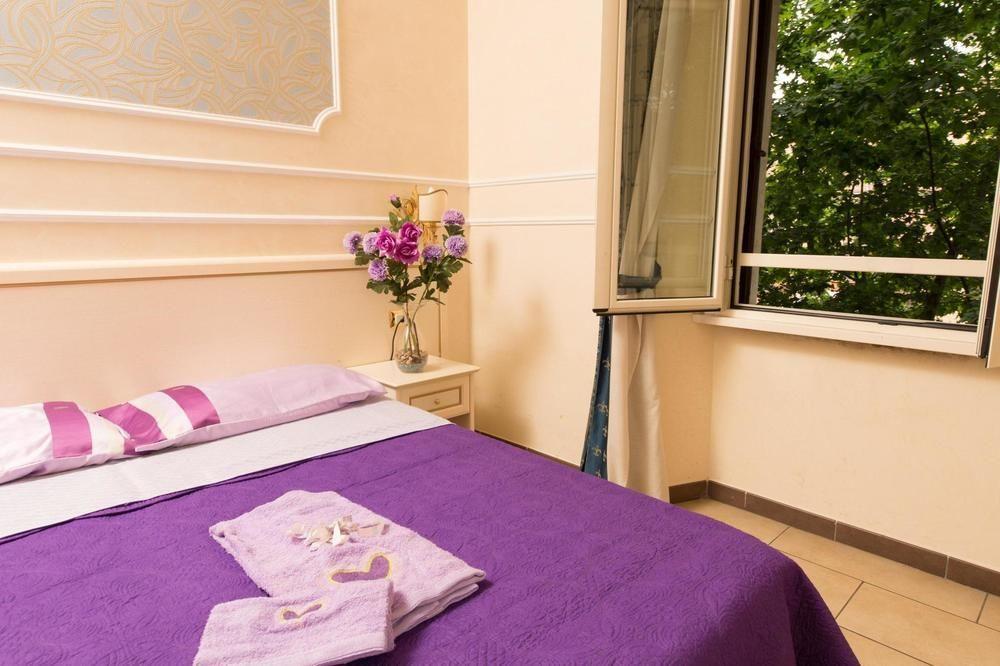 Cesar Palace Guest house Rome