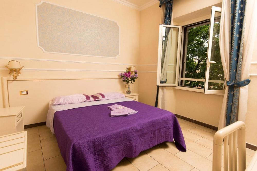 Cesar Palace Guest house Rome