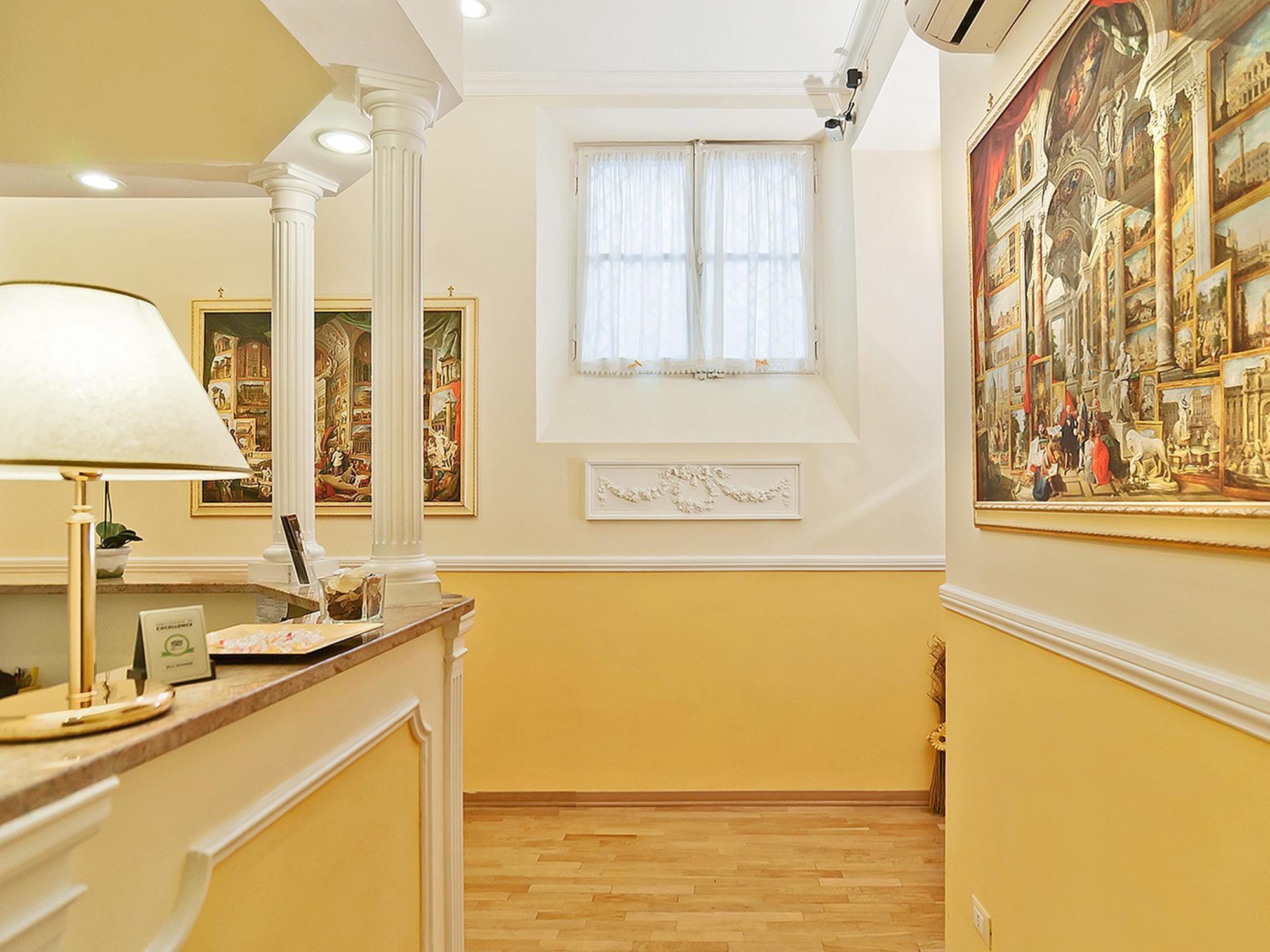 Domus Via Veneto 2* Rome