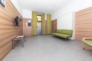 Europa Apartment *
