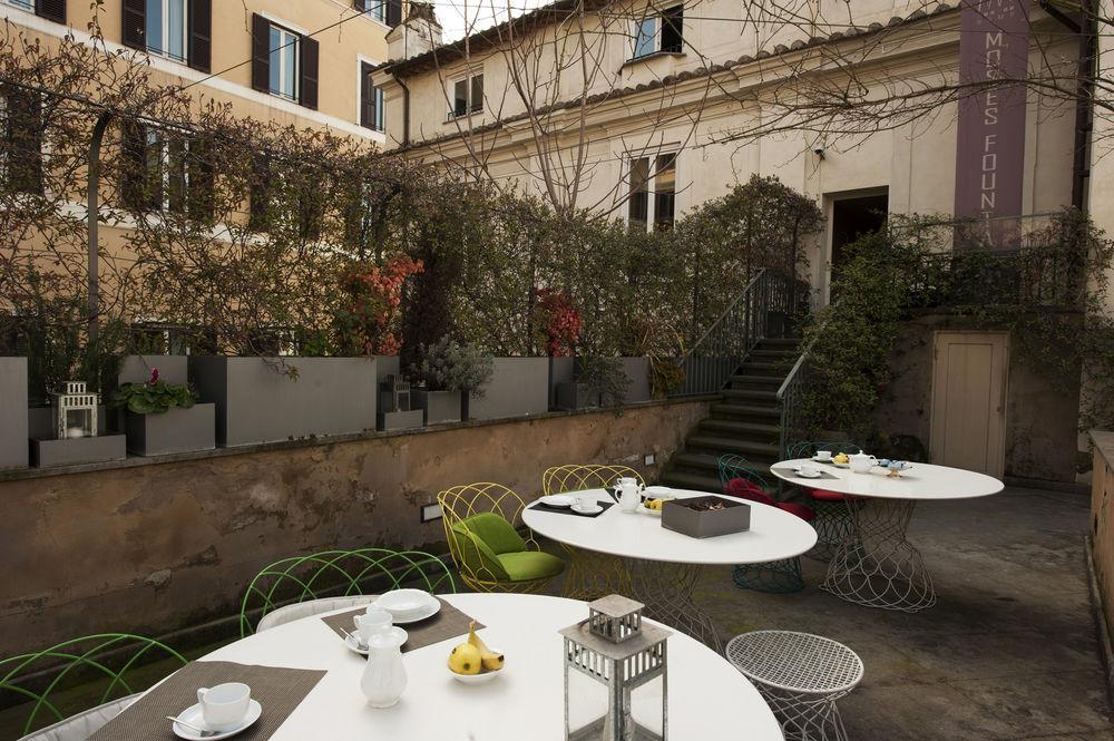 Moses Fountain Bed & Breakfast Rome