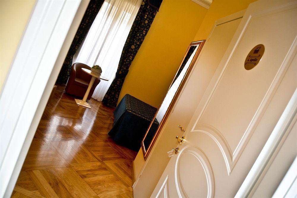 Dimora Degli Dei 2* Rome