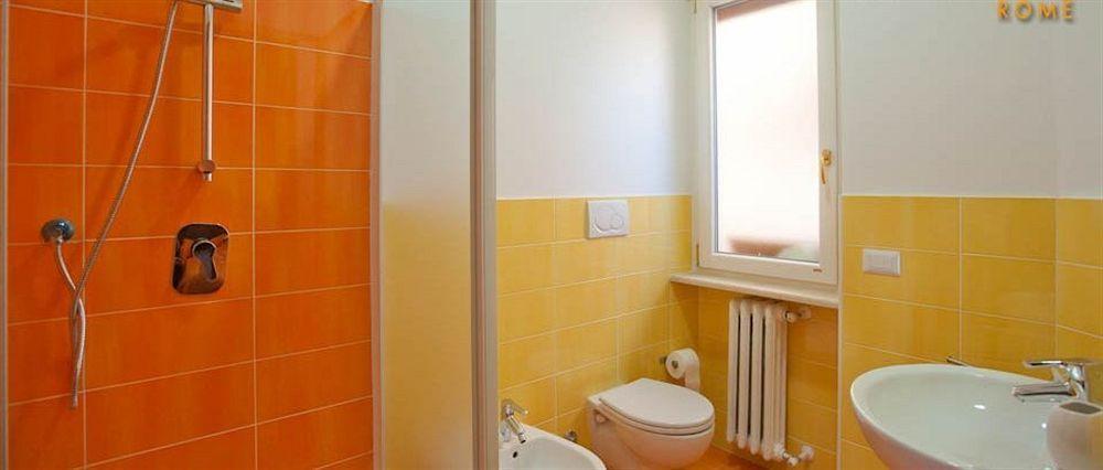 Difronte Ai Musei Vaticani Guest house 3*