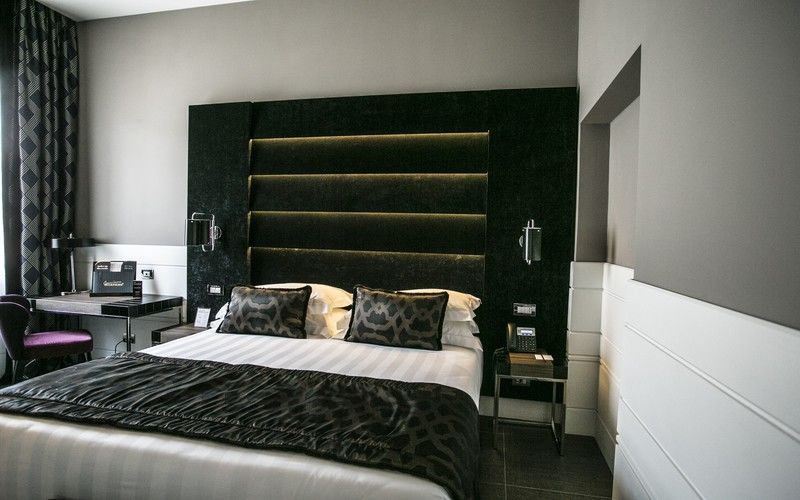 The Glam Rome