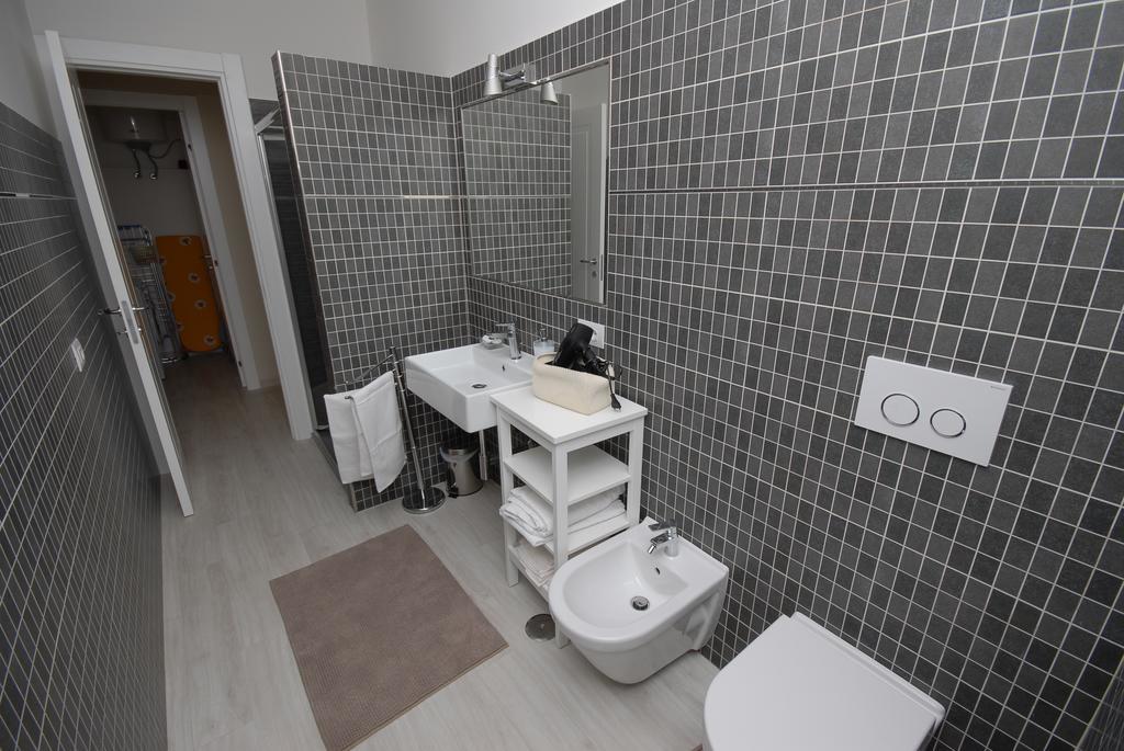Rhome Moricca 5 Rome