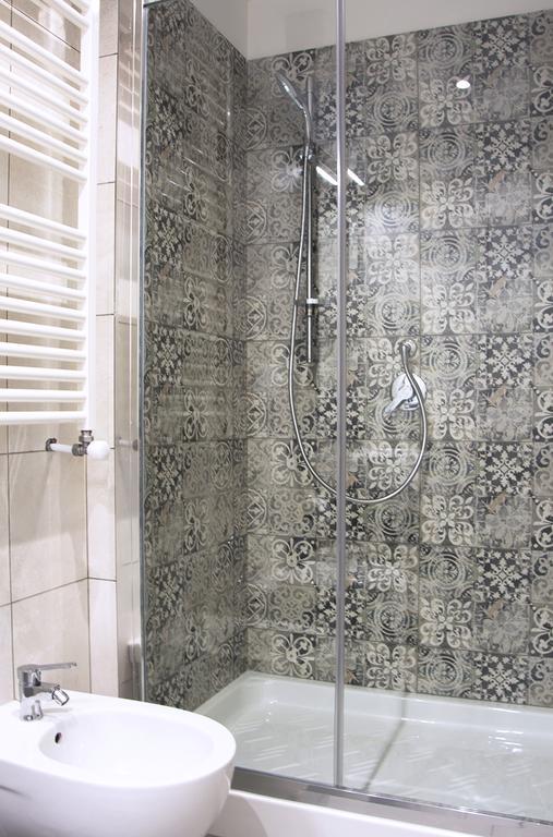 Gens Claudia, Vatican Luxury Apartment Rome